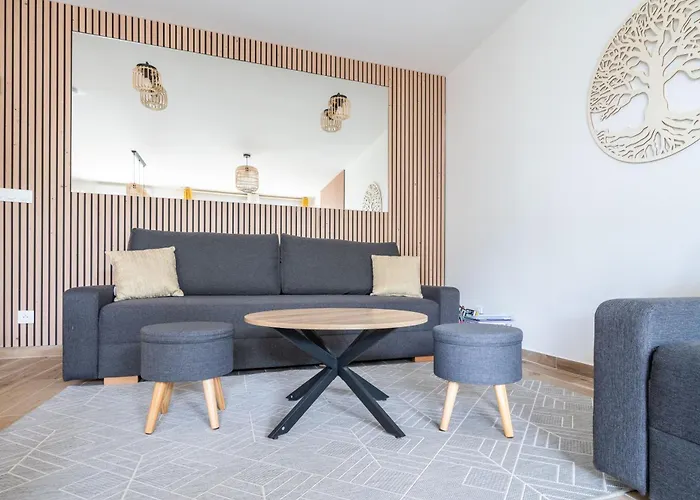 Disneyland-Charmant Appartement 8 Personnes-Terrasse-Gare-Parking